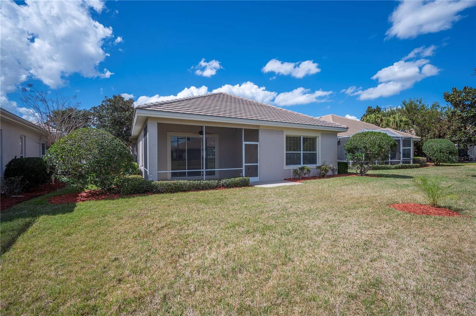 TURNBERRY - Residential