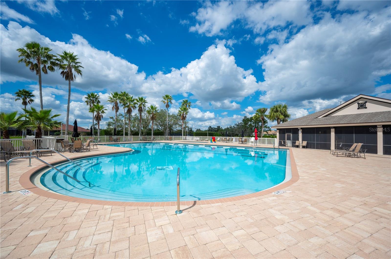 TURNBERRY - Residential