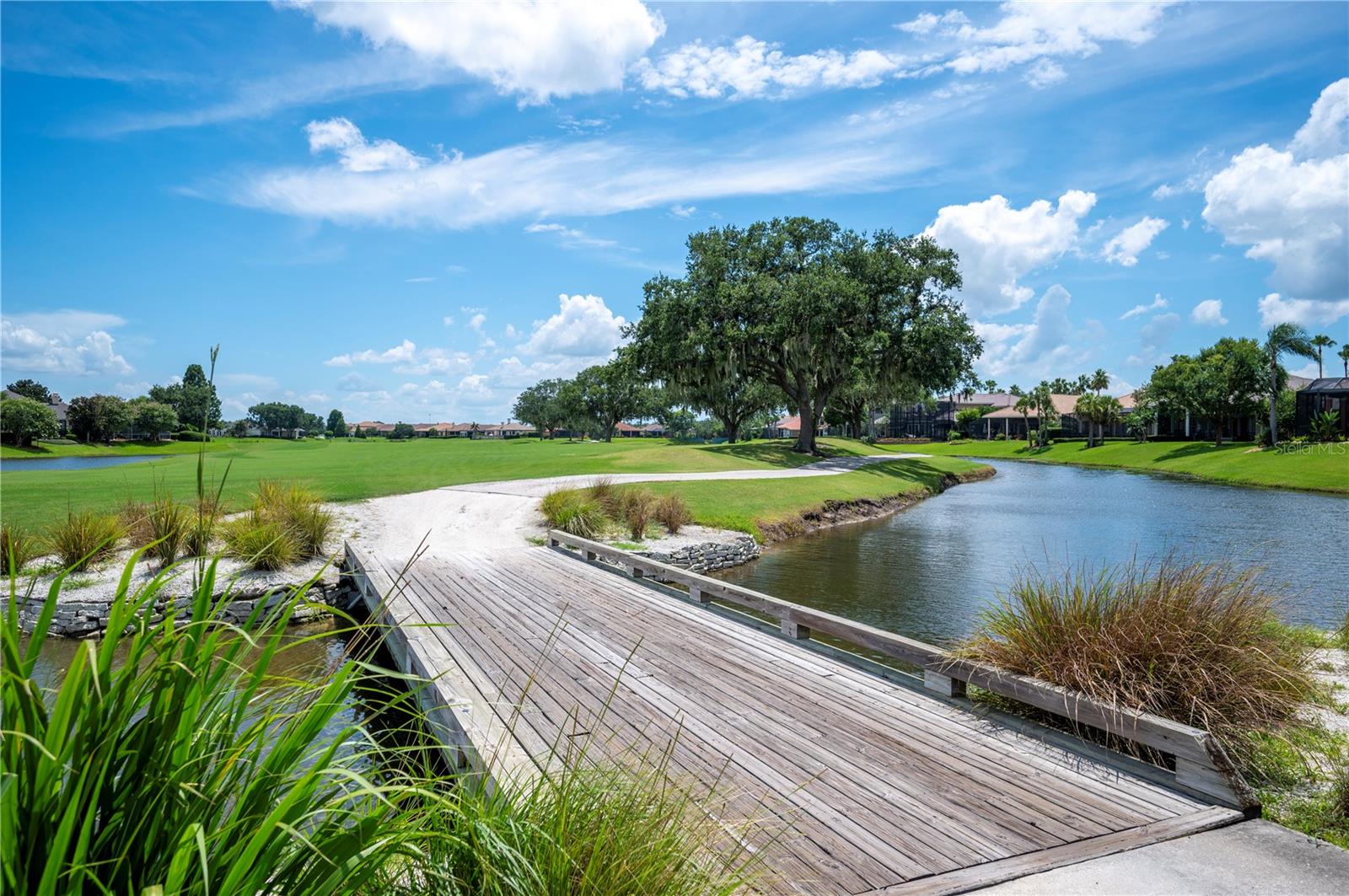 TURNBERRY - Residential