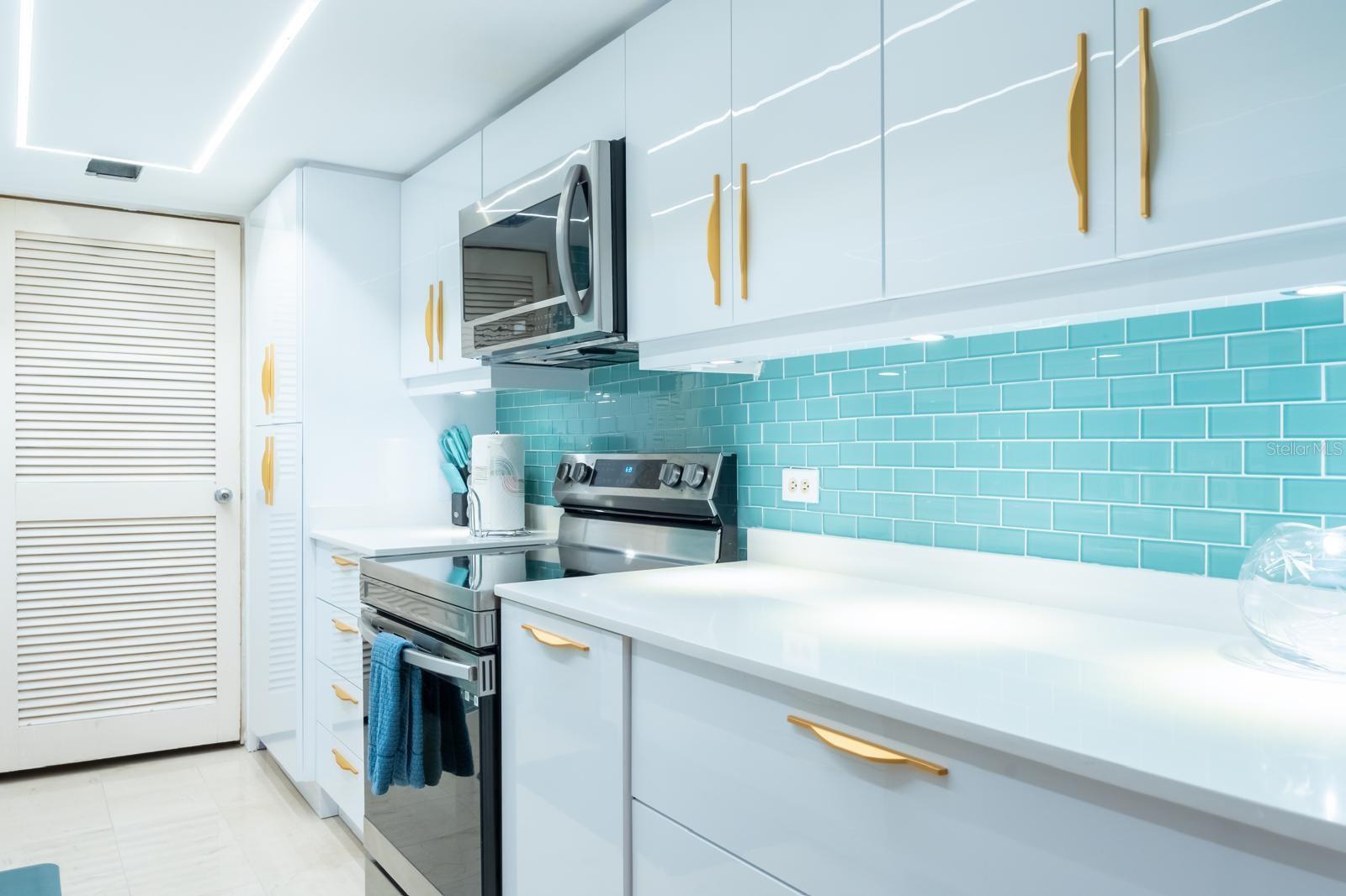 COND. ESJ TOWER - Residential