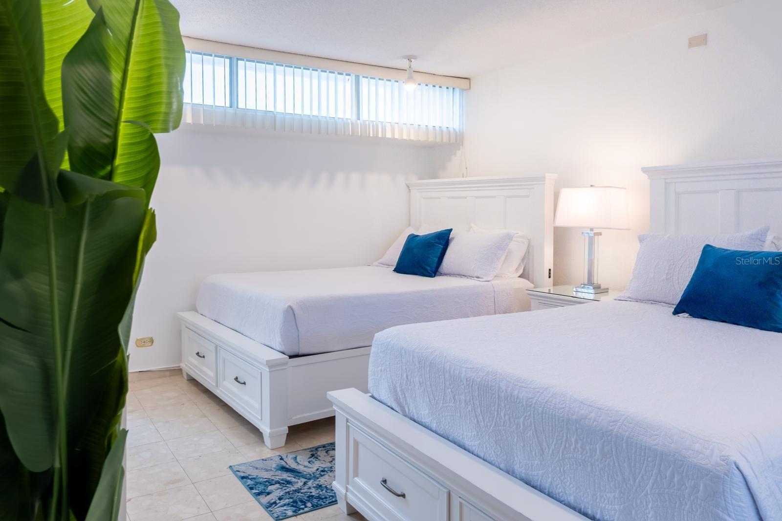 6165 AV, ISLA VERDE 669