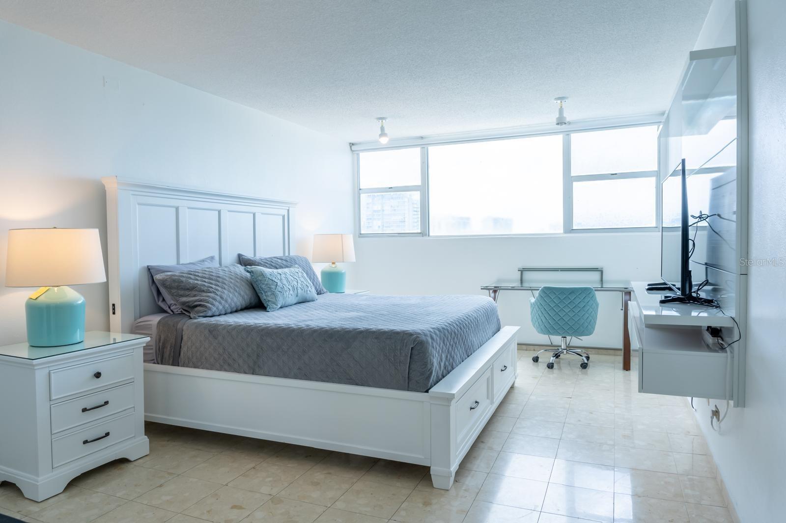 COND. ESJ TOWER - Residential