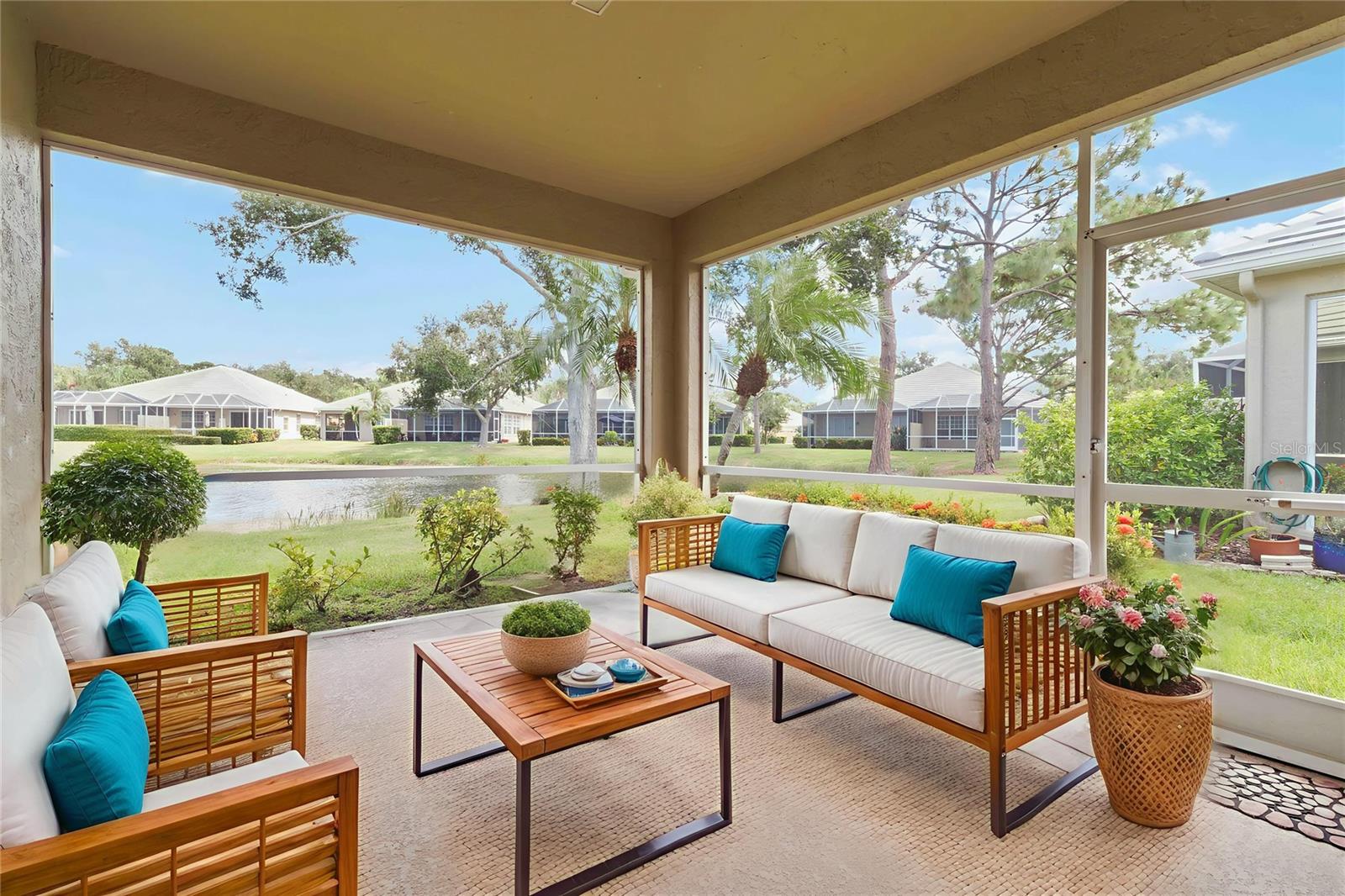 AVALON AT THE VILLAGES OF PALM-AIRE 2 - Residential