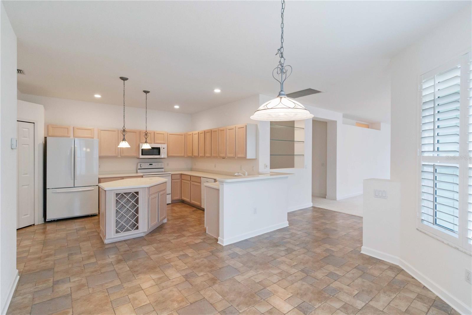 AVALON AT THE VILLAGES OF PALM-AIRE 2 - Residential