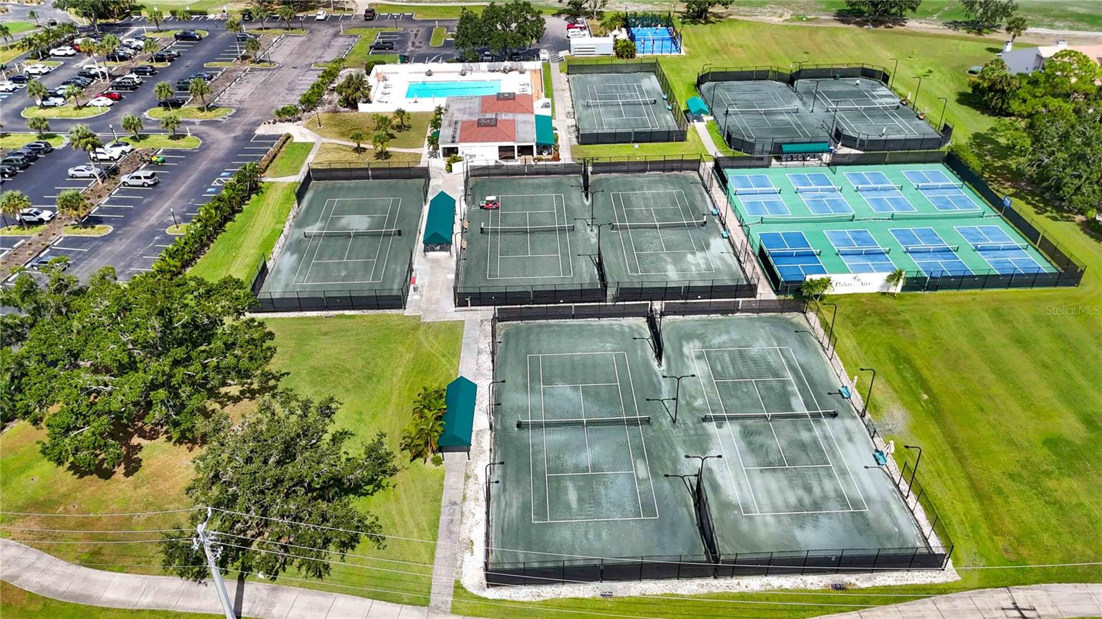 AVALON AT THE VILLAGES OF PALM-AIRE 2 - Residential