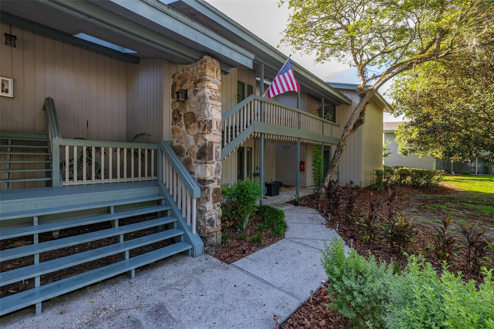 3558 CAMELOT DRIVE 3558