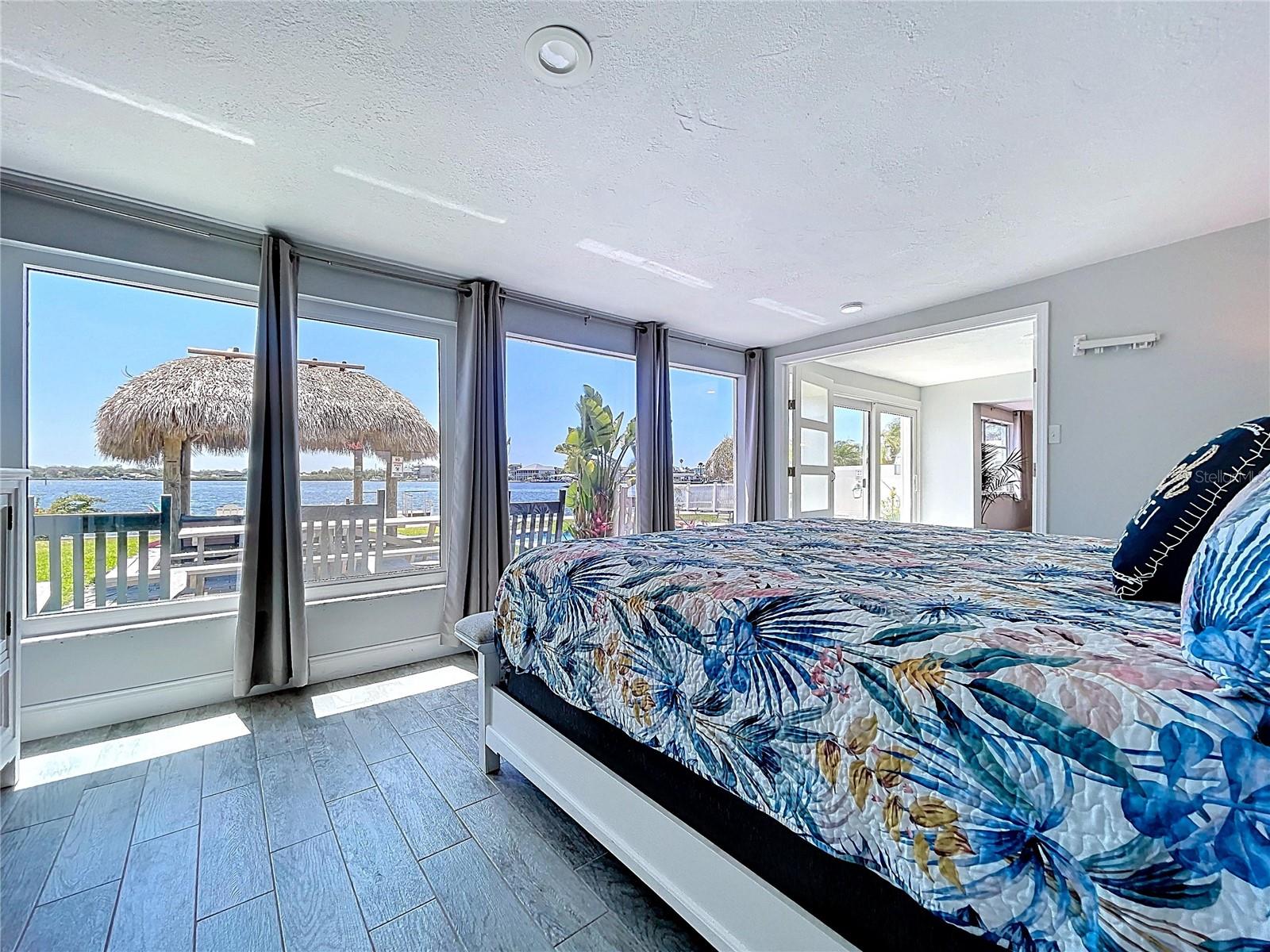 HARBOR ISLES - Residential