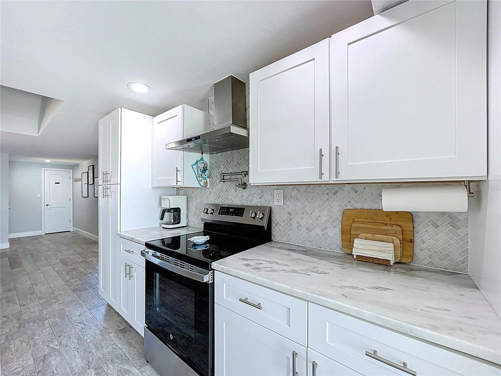 HARBOR ISLES - Residential