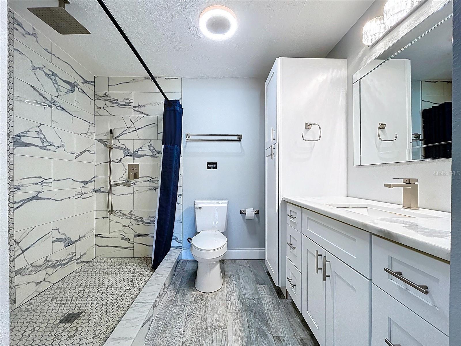 HARBOR ISLES - Residential