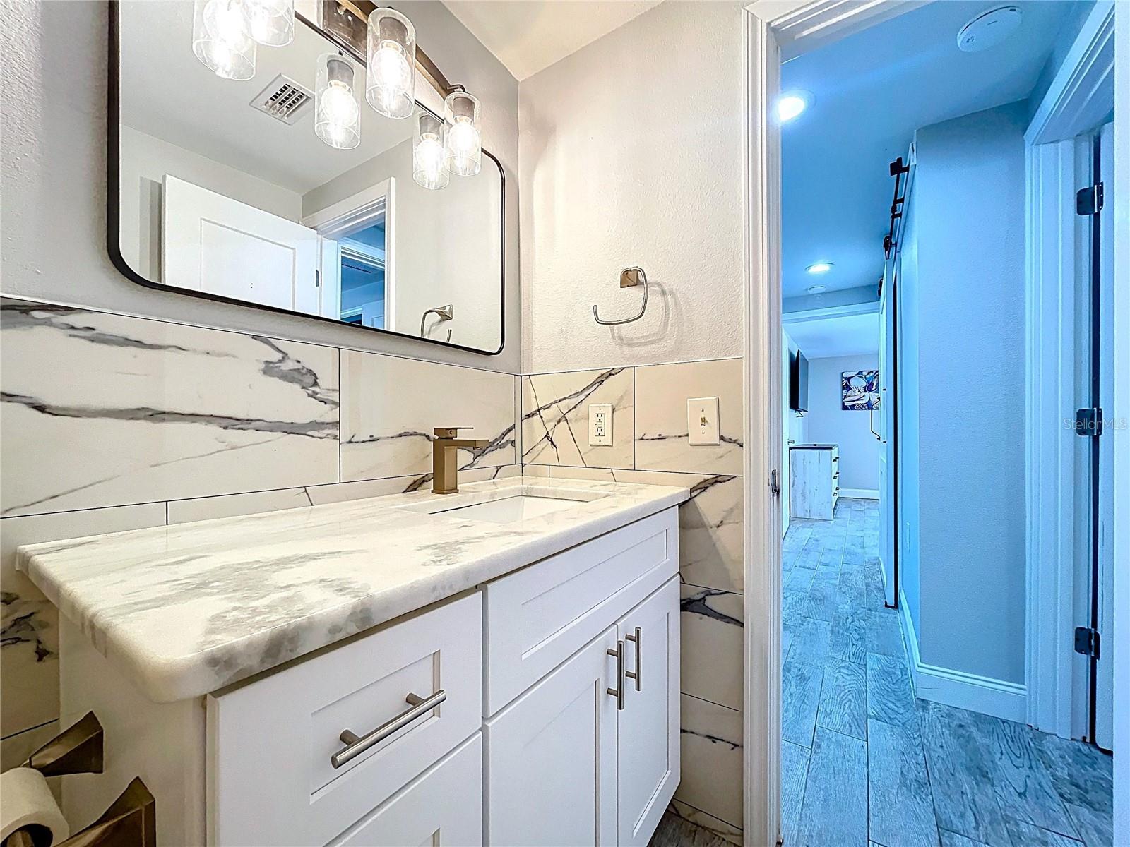 HARBOR ISLES - Residential