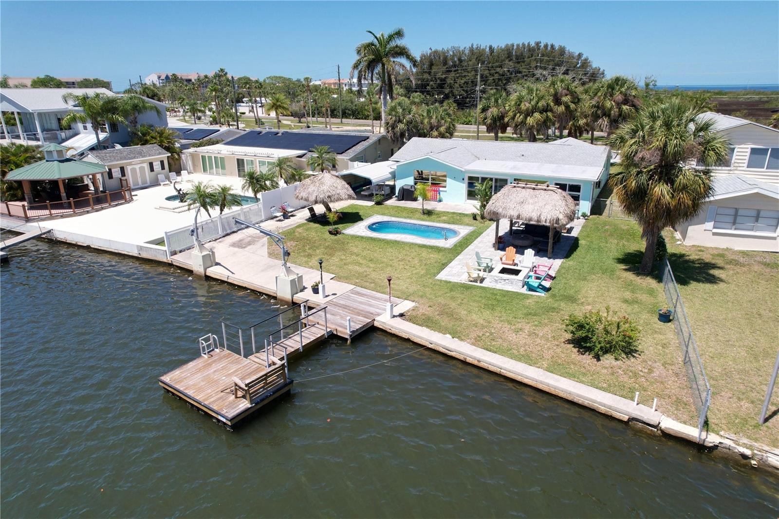 HARBOR ISLES - Residential