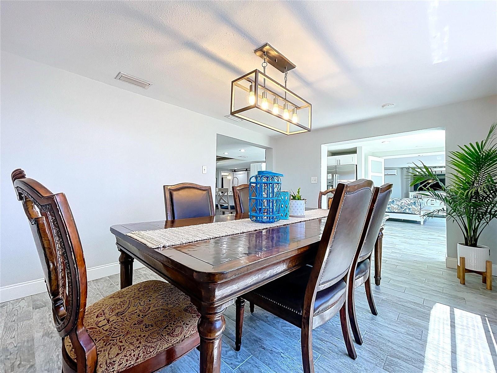 HARBOR ISLES - Residential