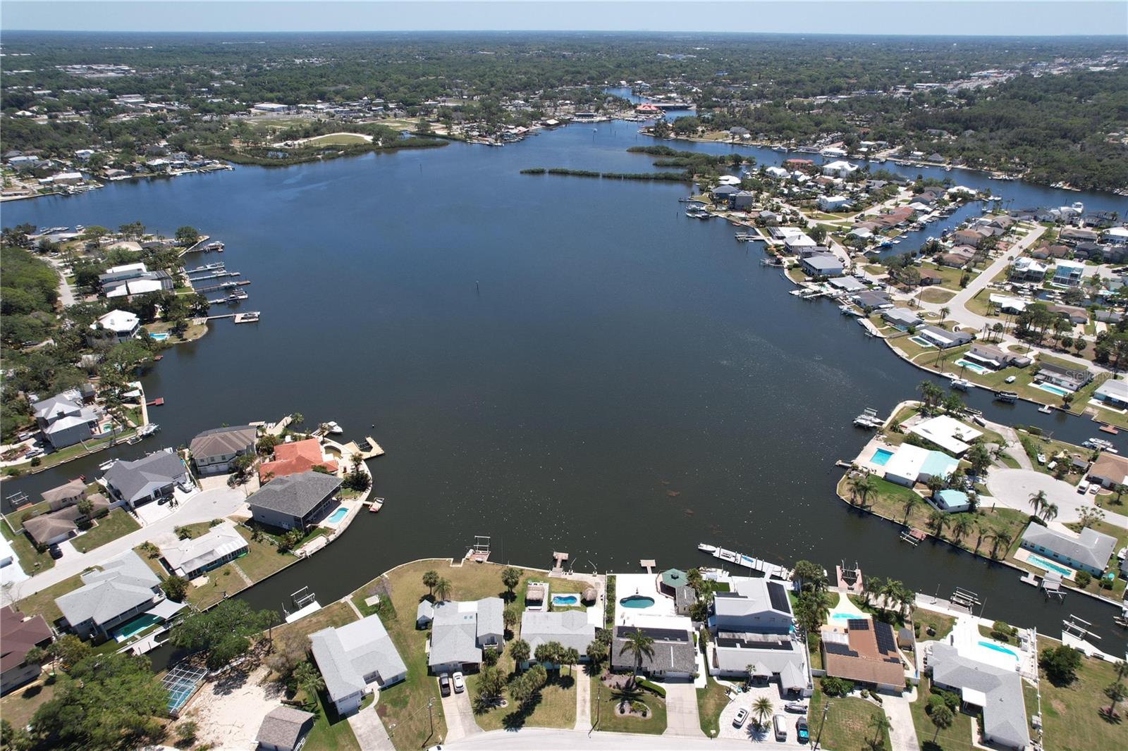 HARBOR ISLES - Residential