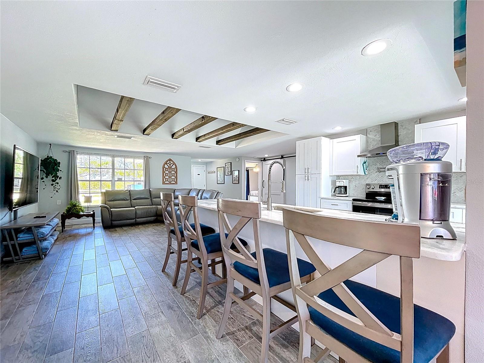 HARBOR ISLES - Residential