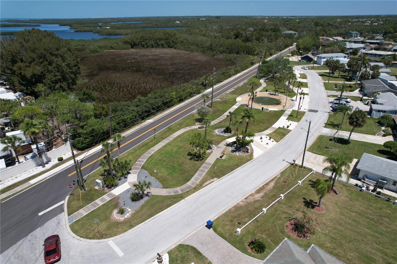 HARBOR ISLES - Residential