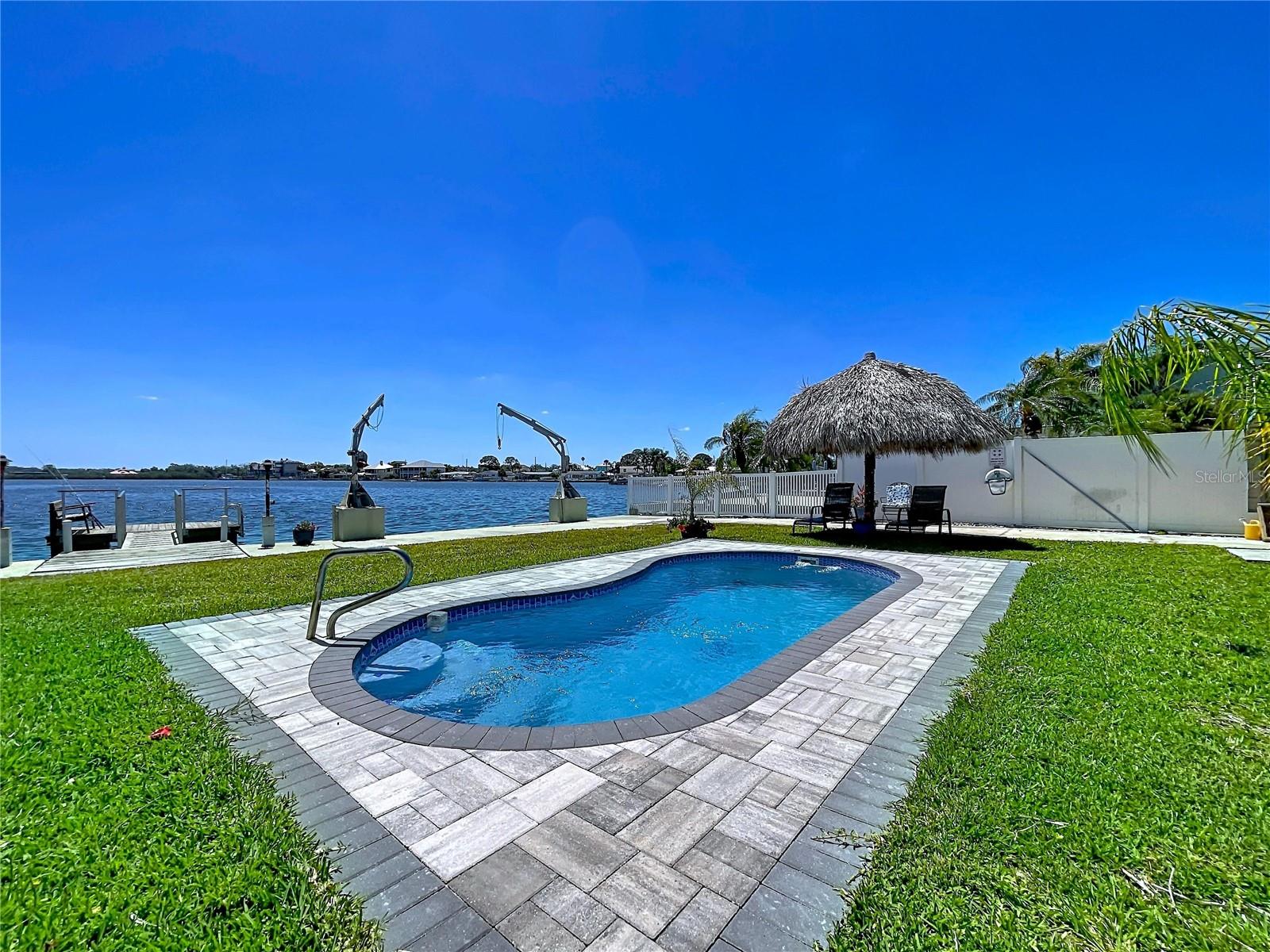 HARBOR ISLES - Residential