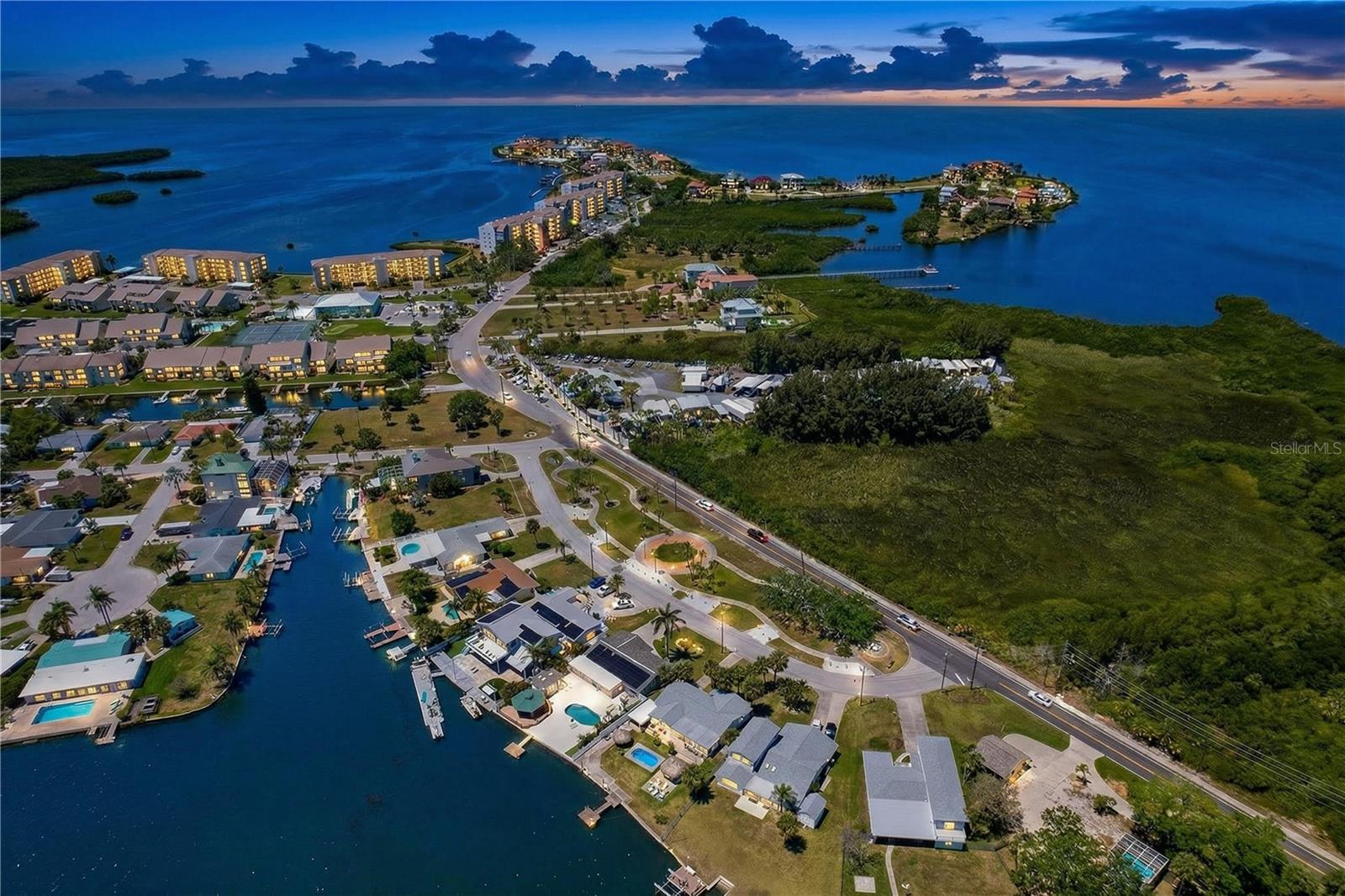 HARBOR ISLES - Residential