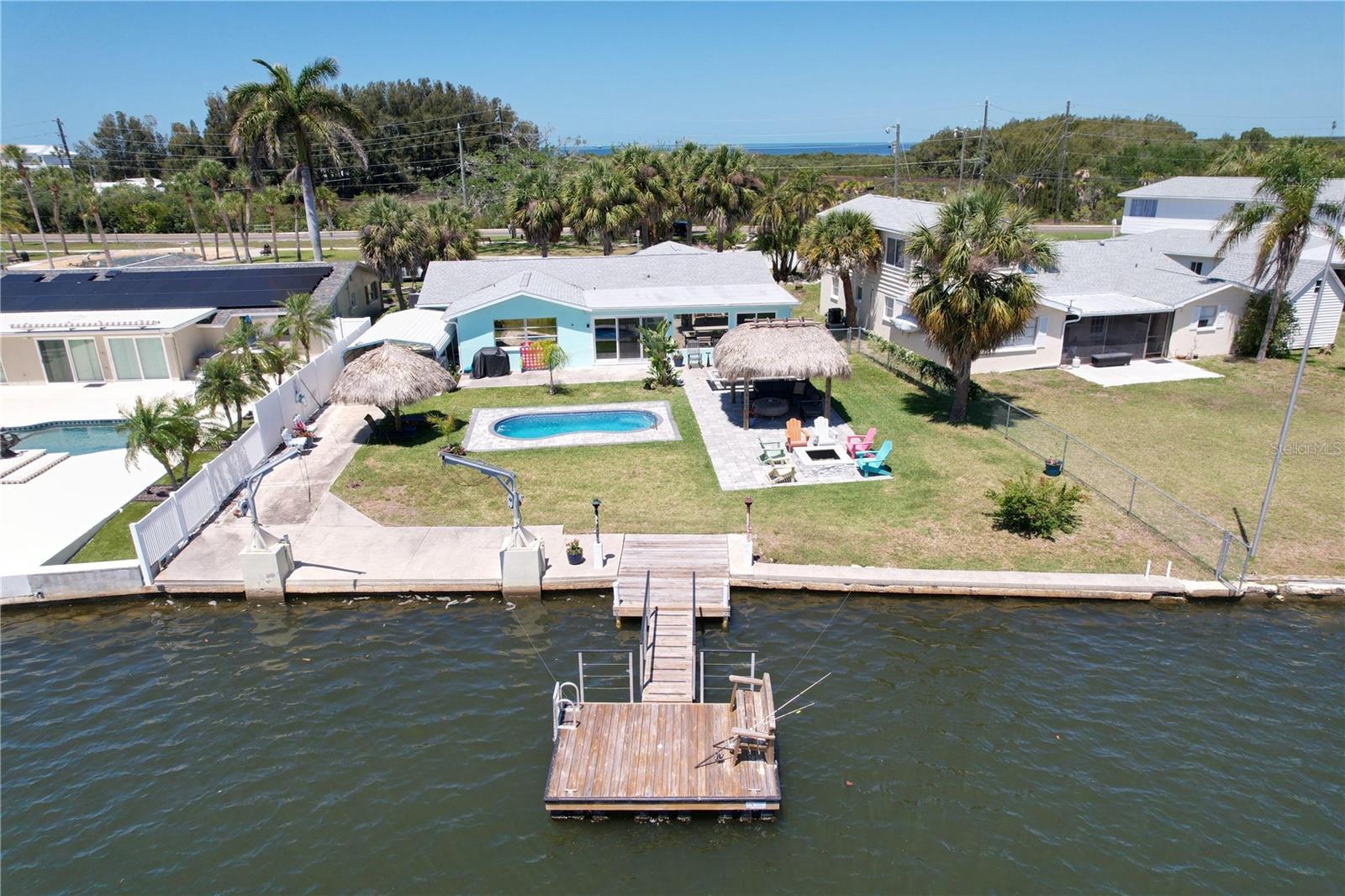 HARBOR ISLES - Residential