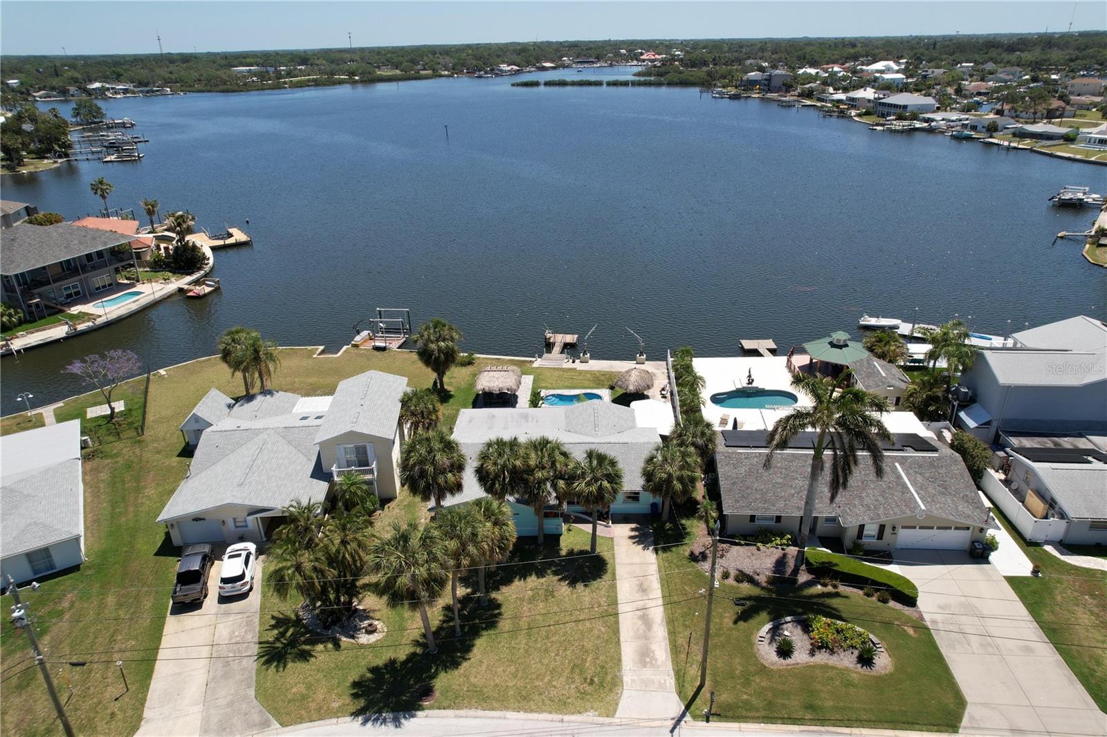 HARBOR ISLES - Residential