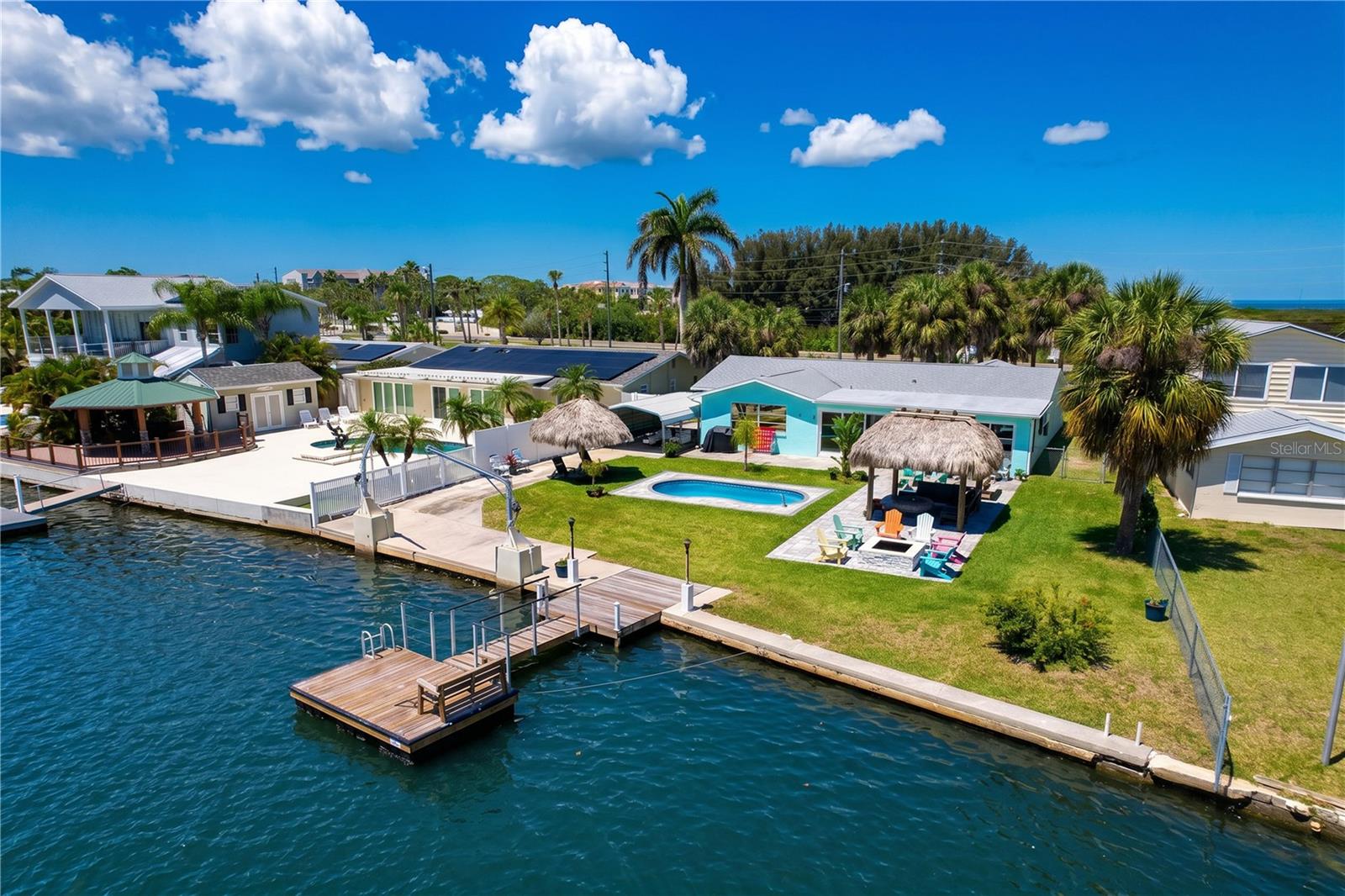 HARBOR ISLES - Residential