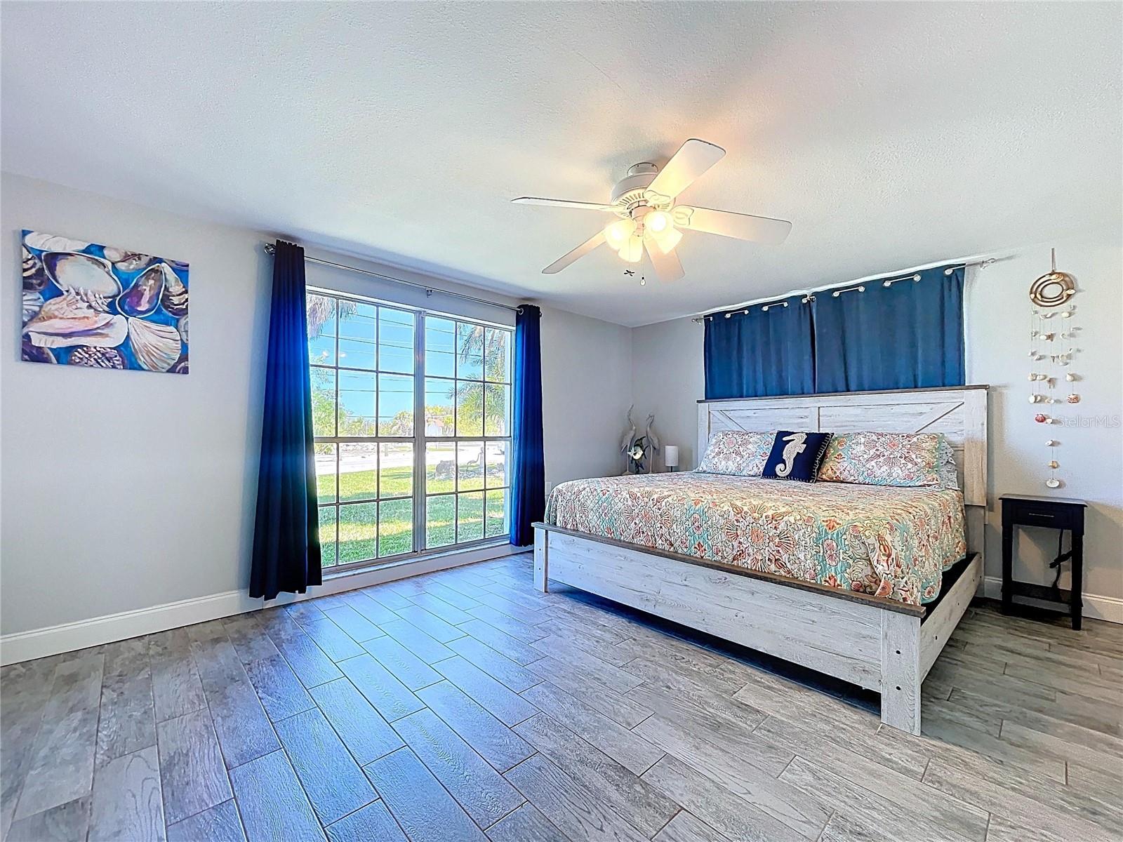 HARBOR ISLES - Residential