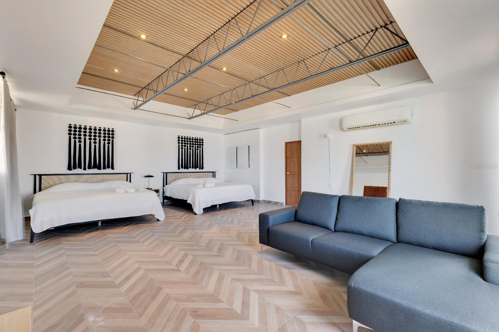 CECILIAS PLACE CONDOMINIUM - Residential