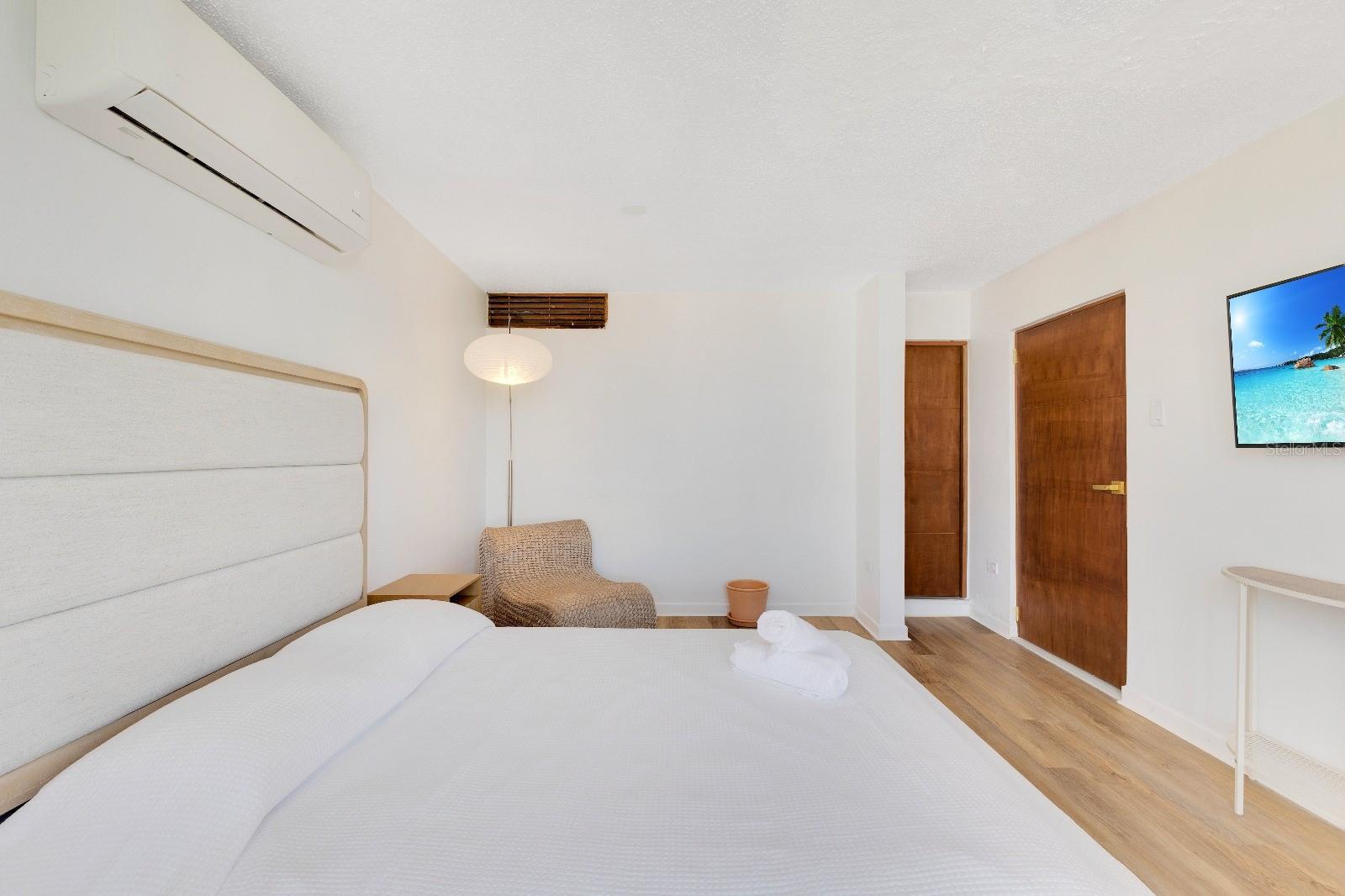 CECILIAS PLACE CONDOMINIUM - Residential