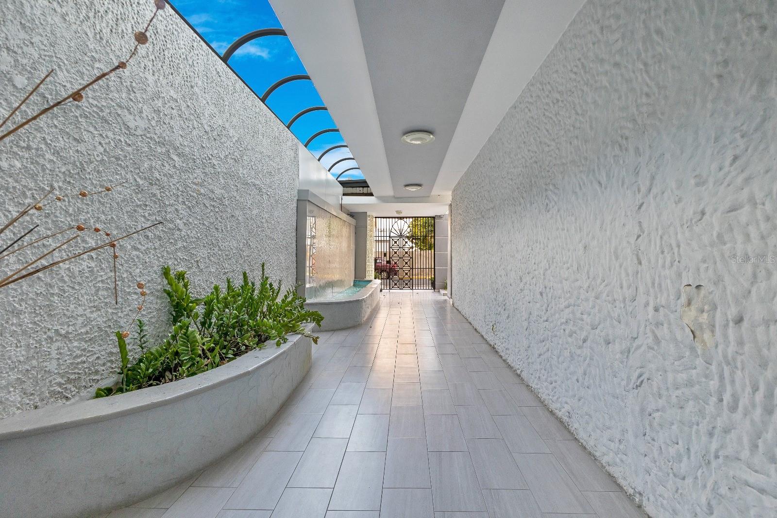 CECILIAS PLACE CONDOMINIUM - Residential