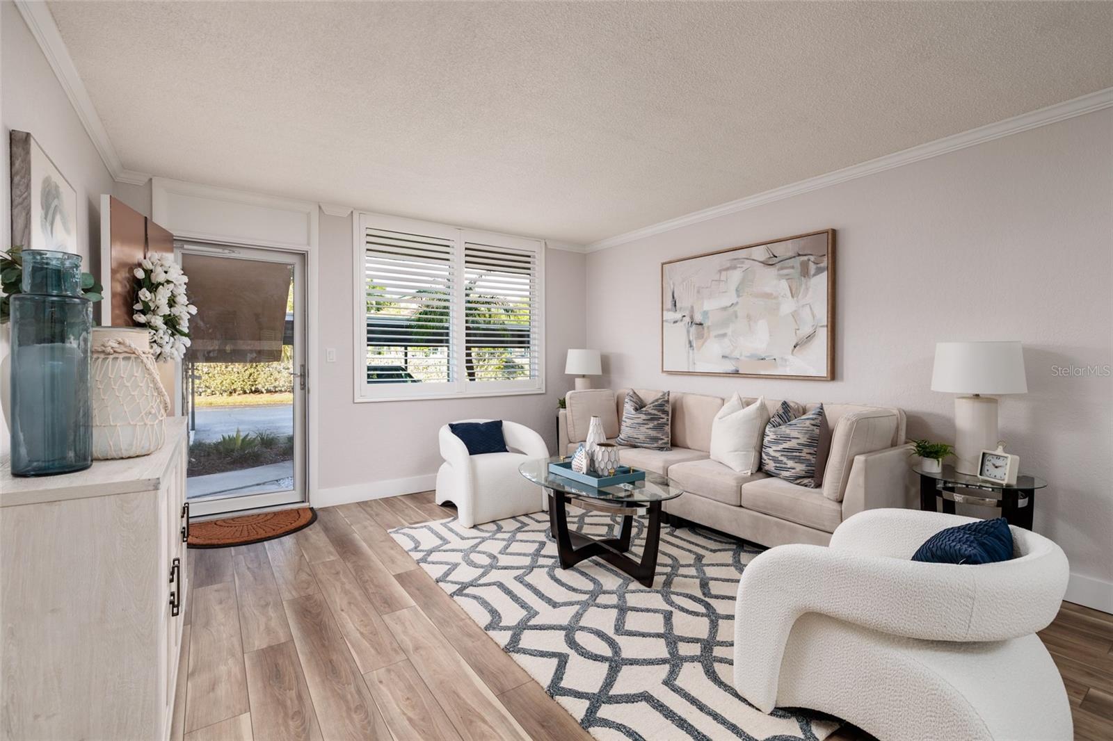 5095 BAY STREET NE 102