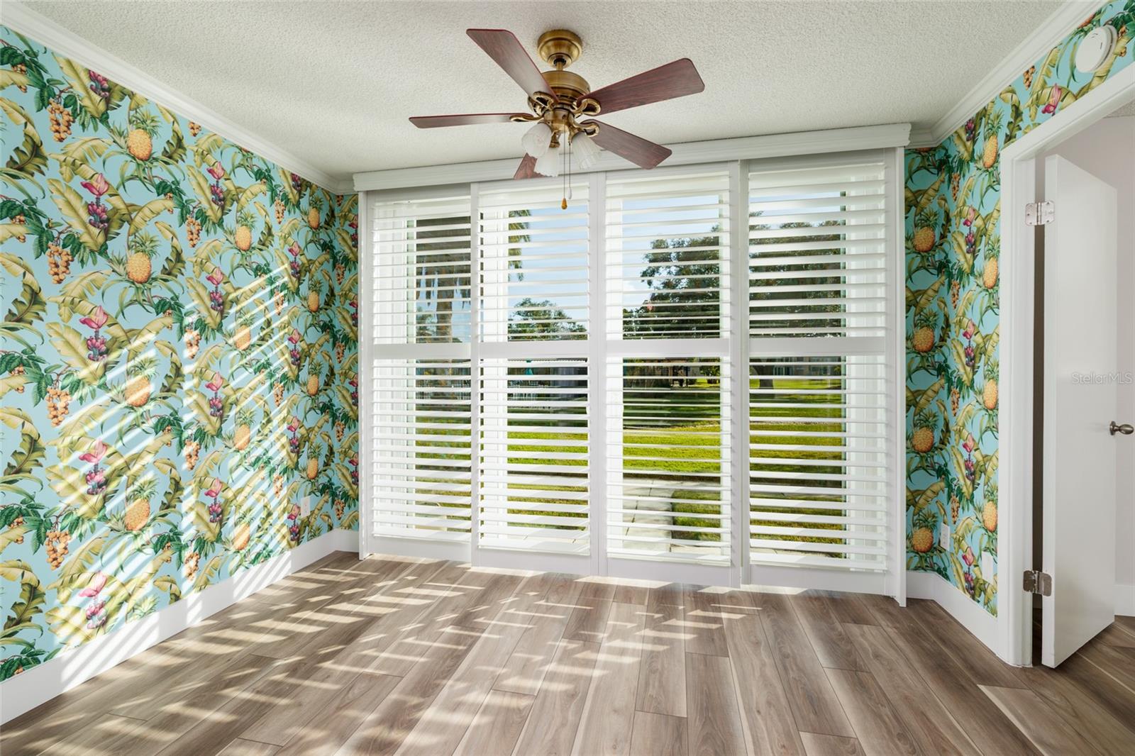 WINSTON PARK NORTHEAST - Residential