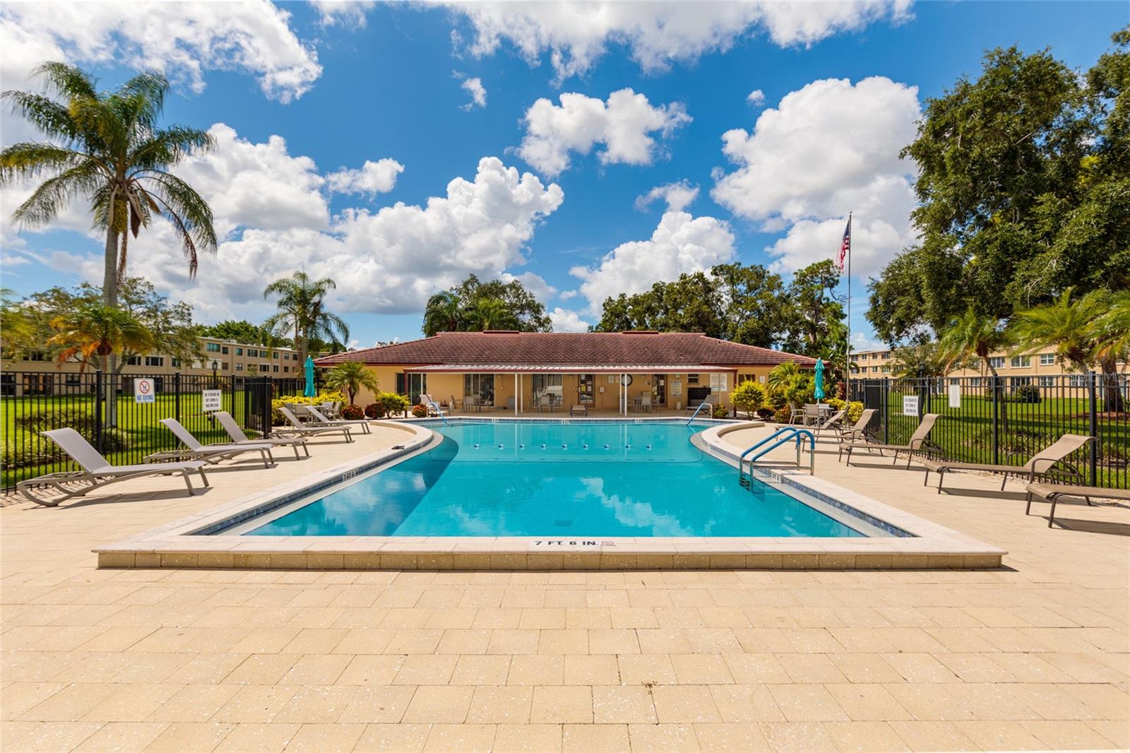 WINSTON PARK NORTHEAST - Residential