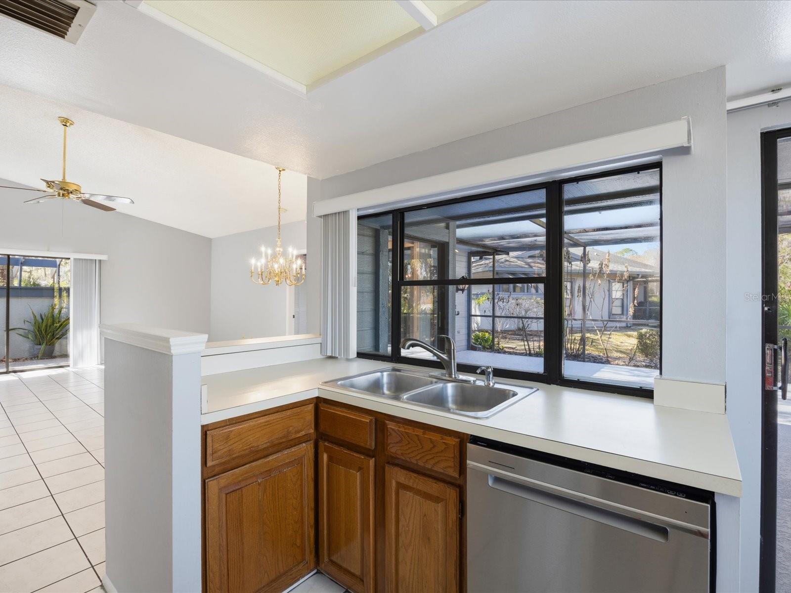 EAST LAKE WOODLANDS PINEWINDS - Residential