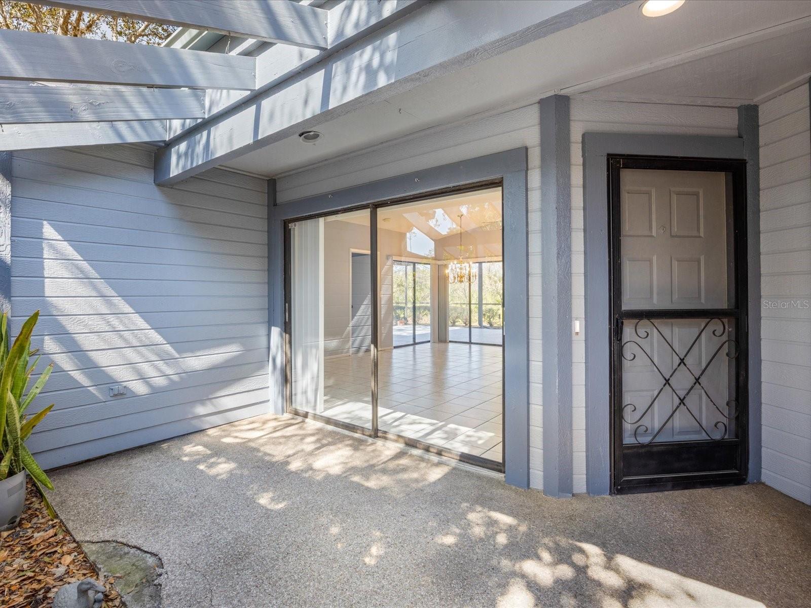 EAST LAKE WOODLANDS PINEWINDS - Residential