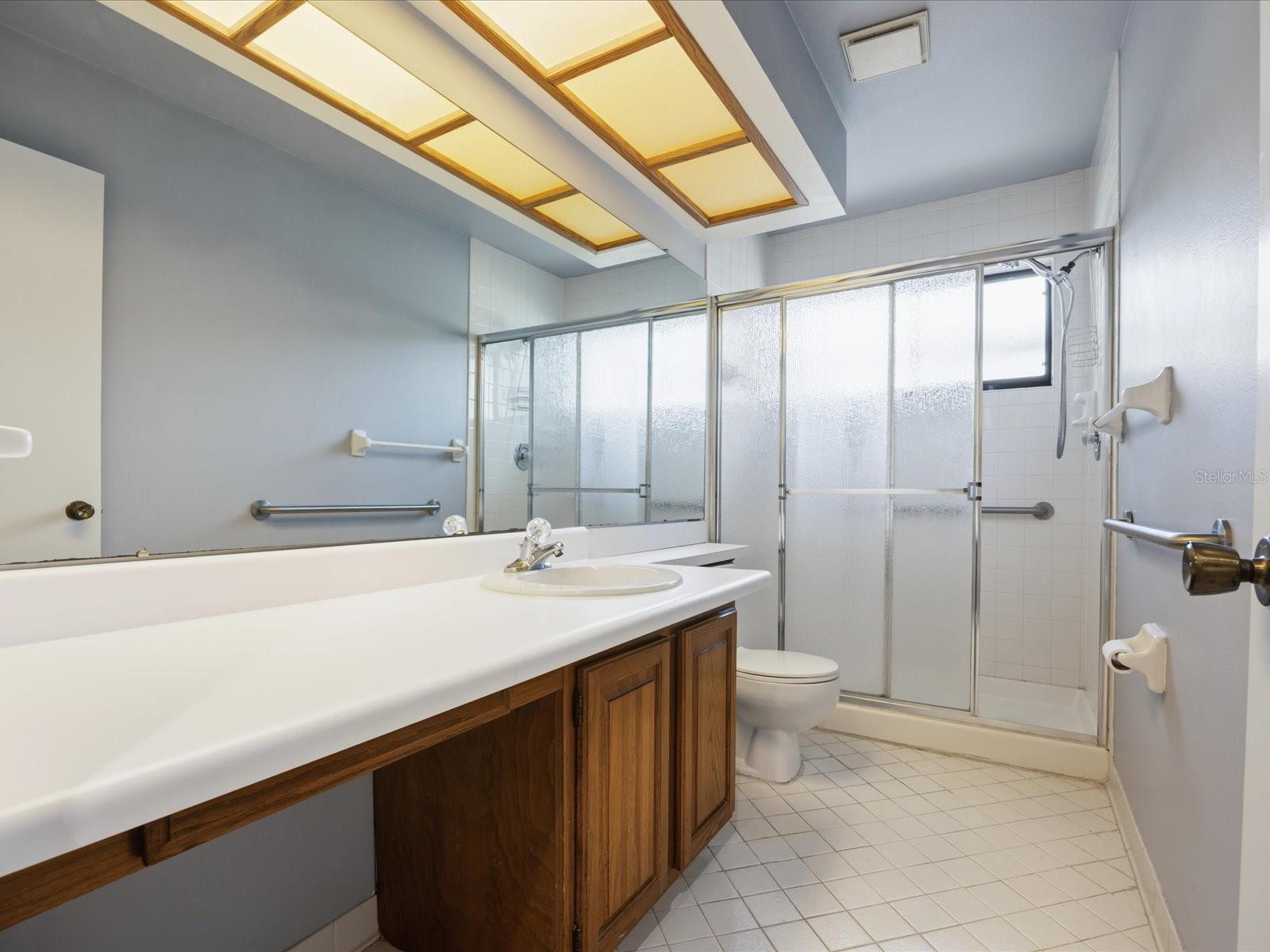 EAST LAKE WOODLANDS PINEWINDS - Residential