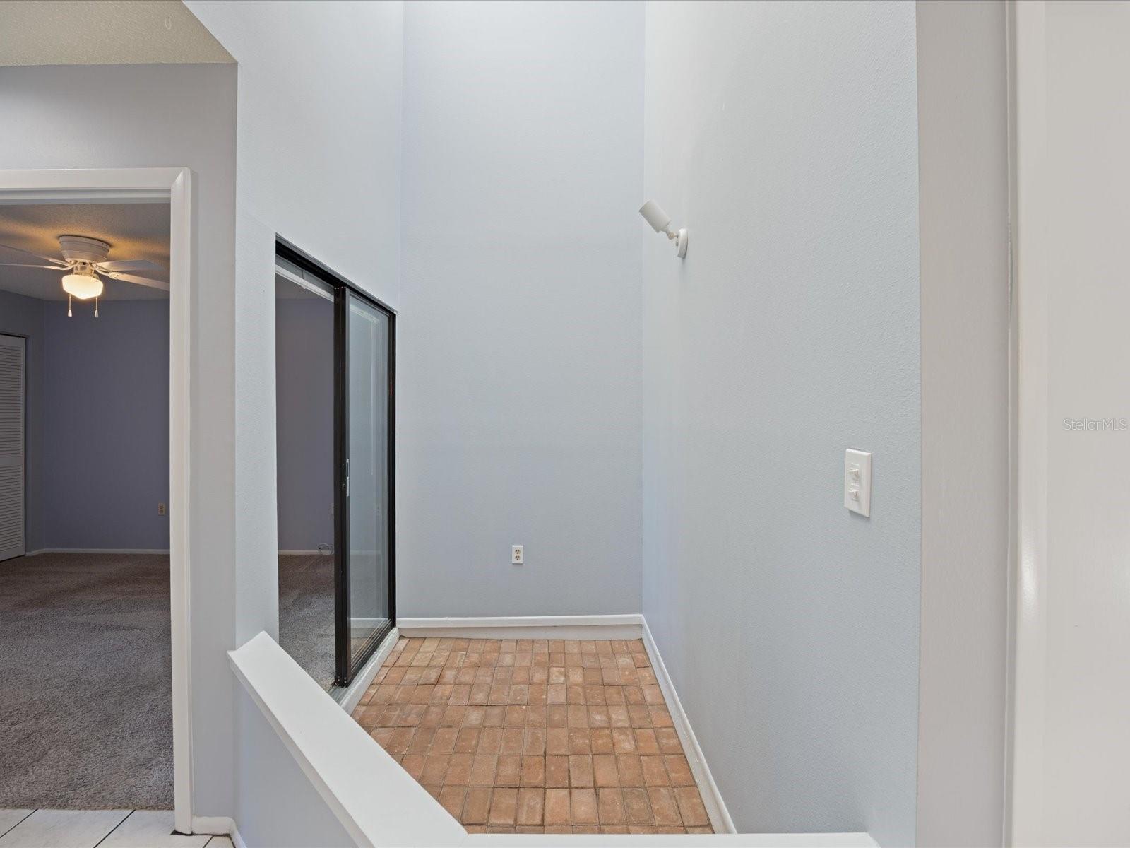 EAST LAKE WOODLANDS PINEWINDS - Residential