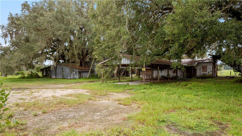 ACREAGE & UNREC - Commercial Sale