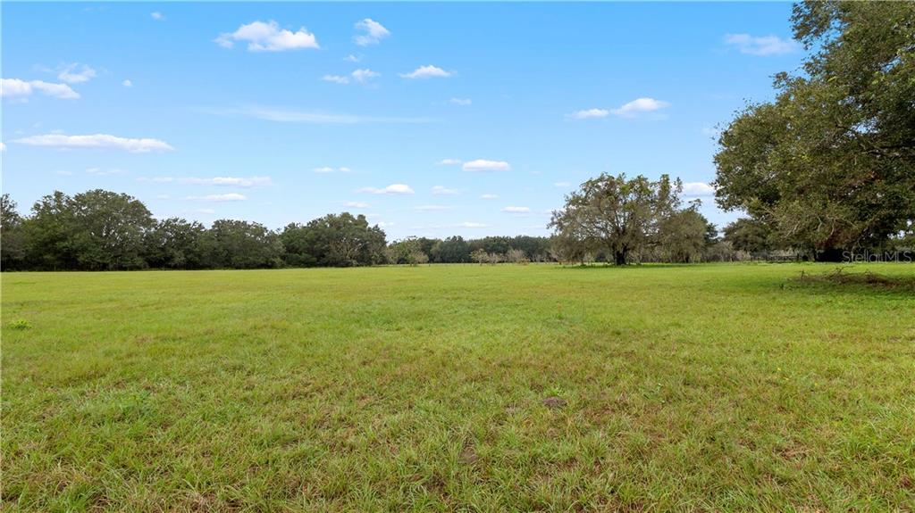 ACREAGE & UNREC - Commercial Sale