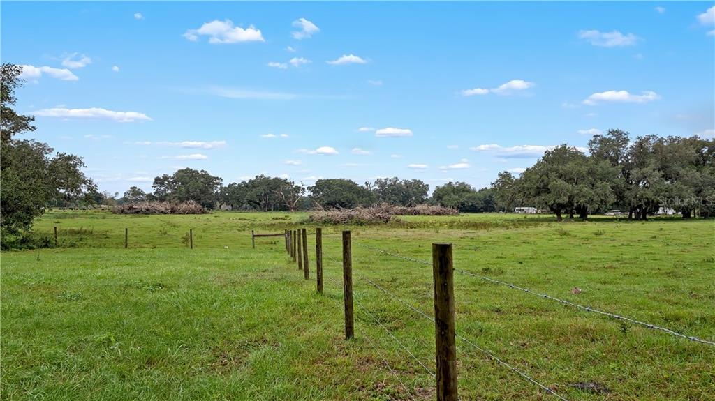 ACREAGE & UNREC - Commercial Sale