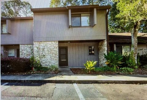 Photo of 3731 NW 56th Lane, Gainesville, FL 32653 (MLS # OM724068)