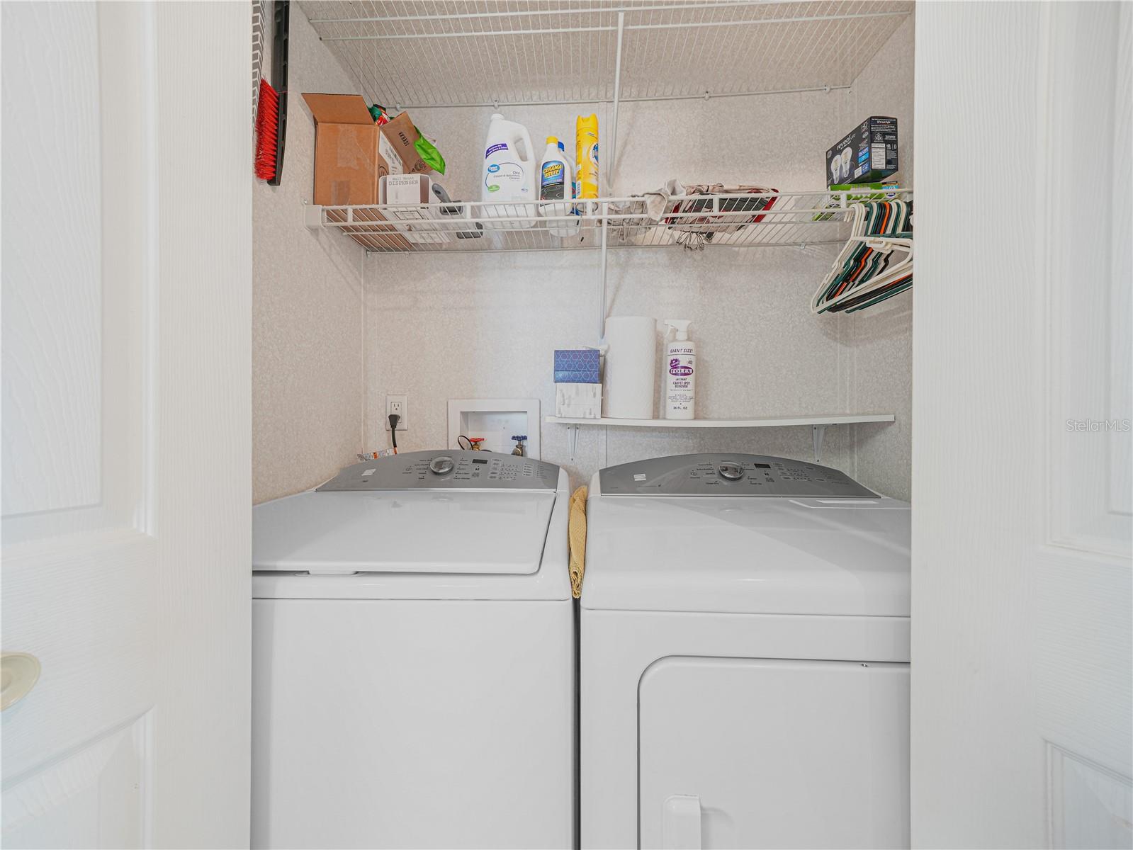 SADDLEBAG LAKE - Residential