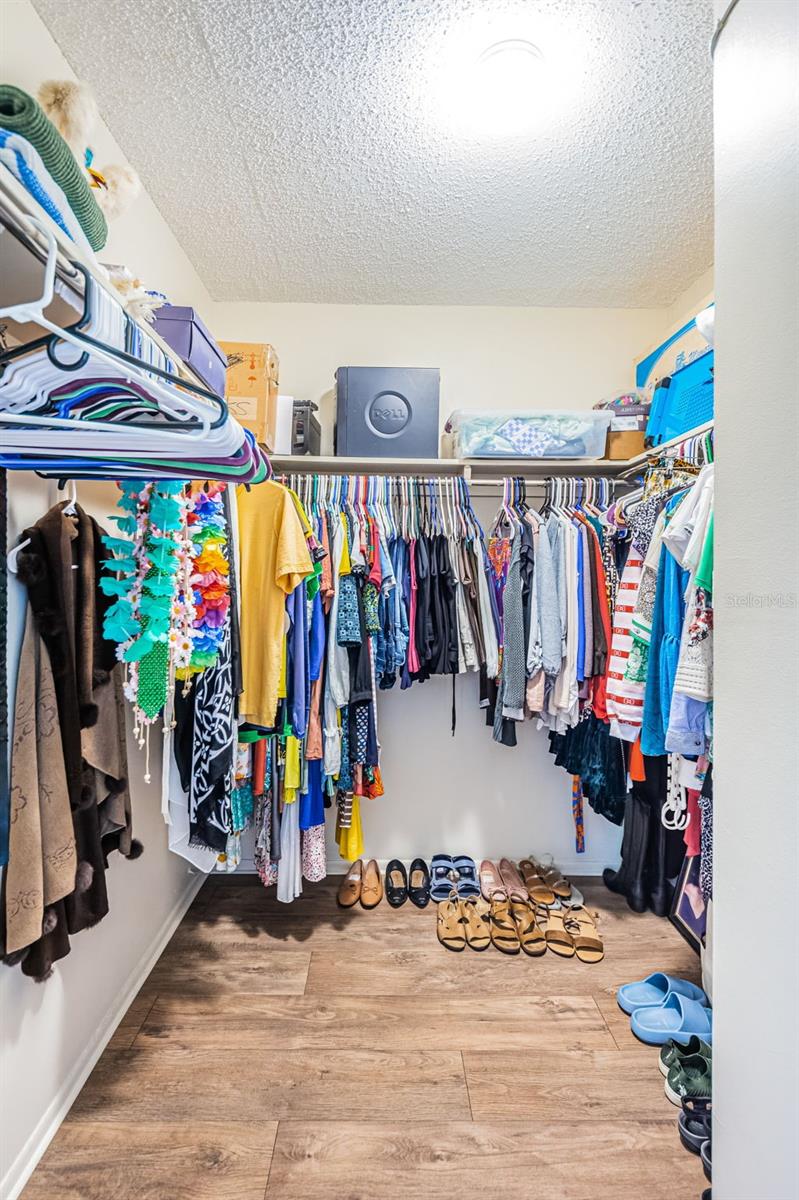 WINSTON PARK NORTHEAST - Residential