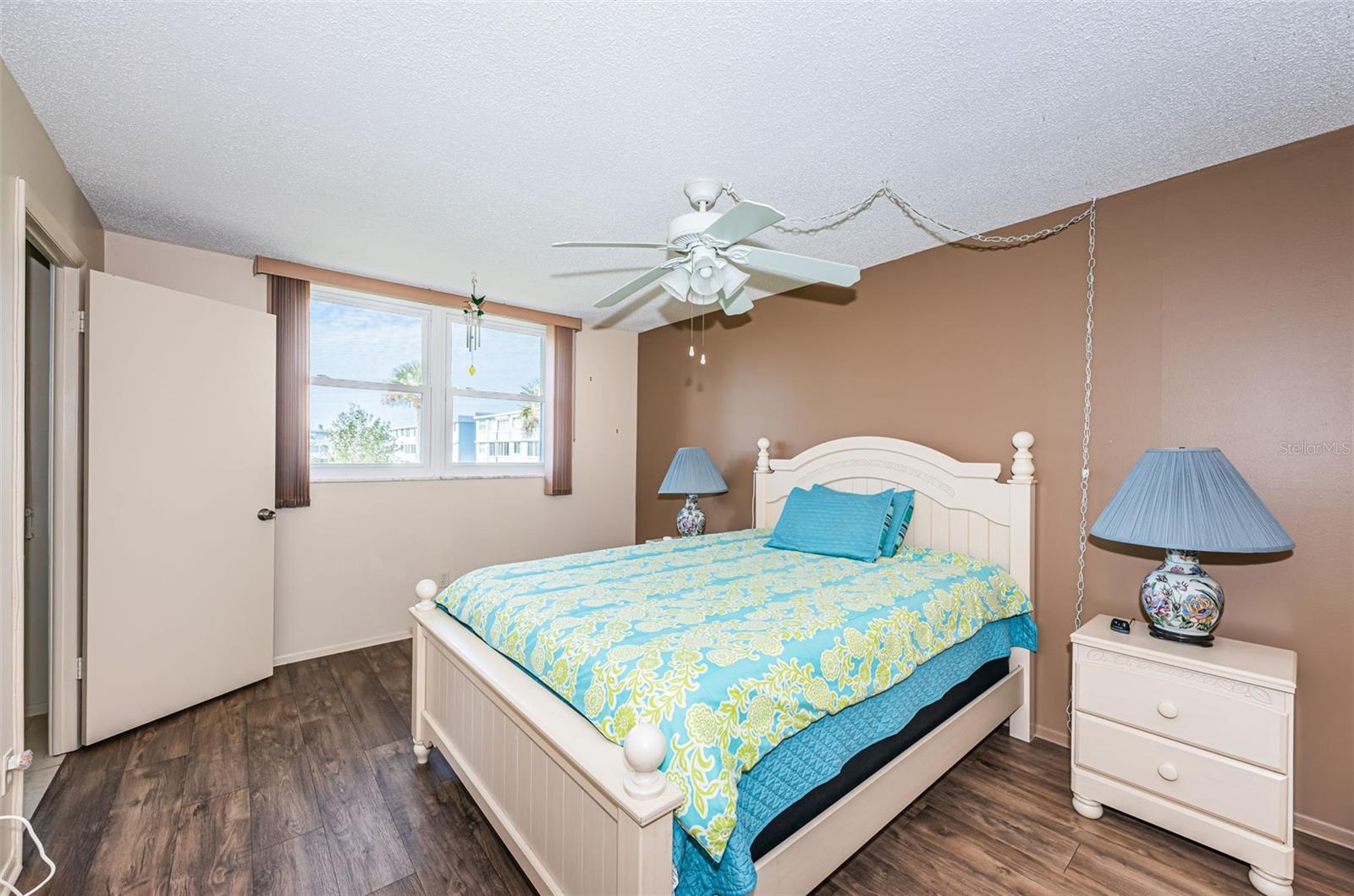 WINSTON PARK NORTHEAST - Residential