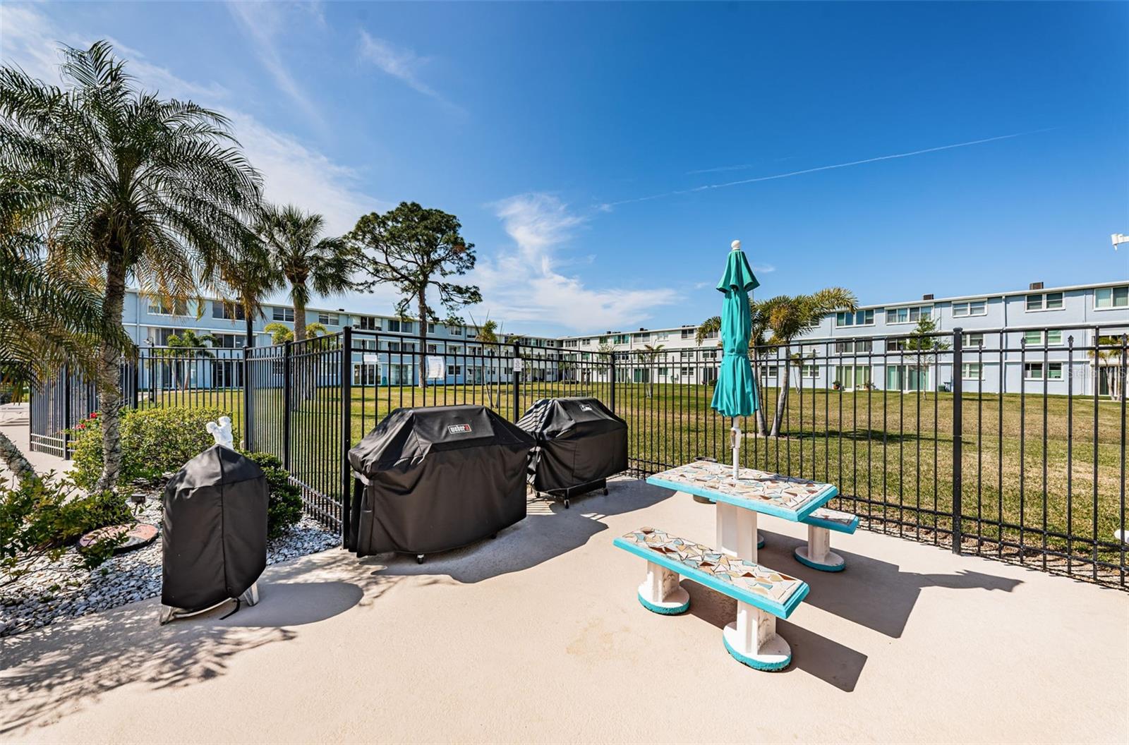 WINSTON PARK NORTHEAST - Residential