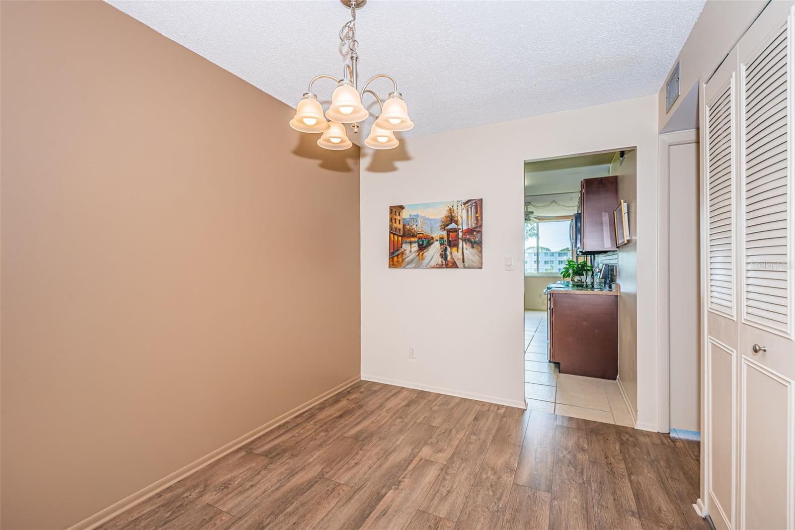 WINSTON PARK NORTHEAST - Residential