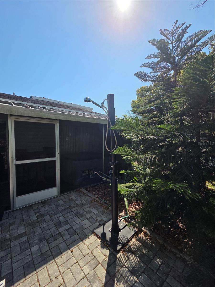 VILLAS OF BEACON GROVES - Residential