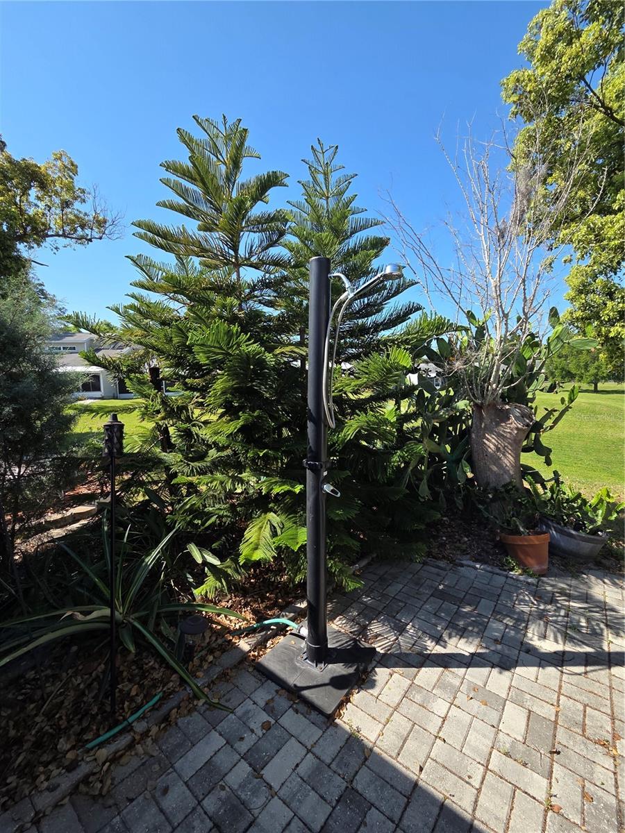 VILLAS OF BEACON GROVES - Residential