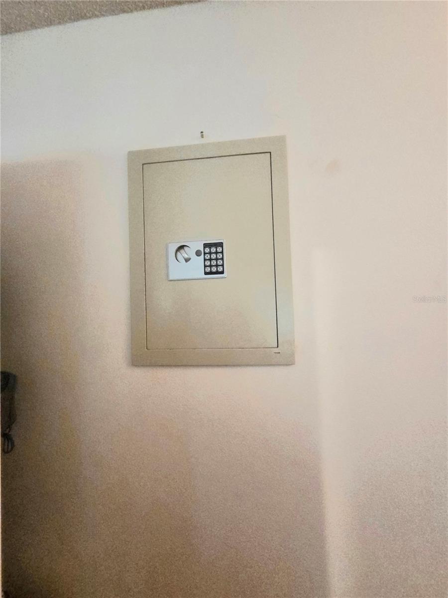 VILLAS OF BEACON GROVES - Residential