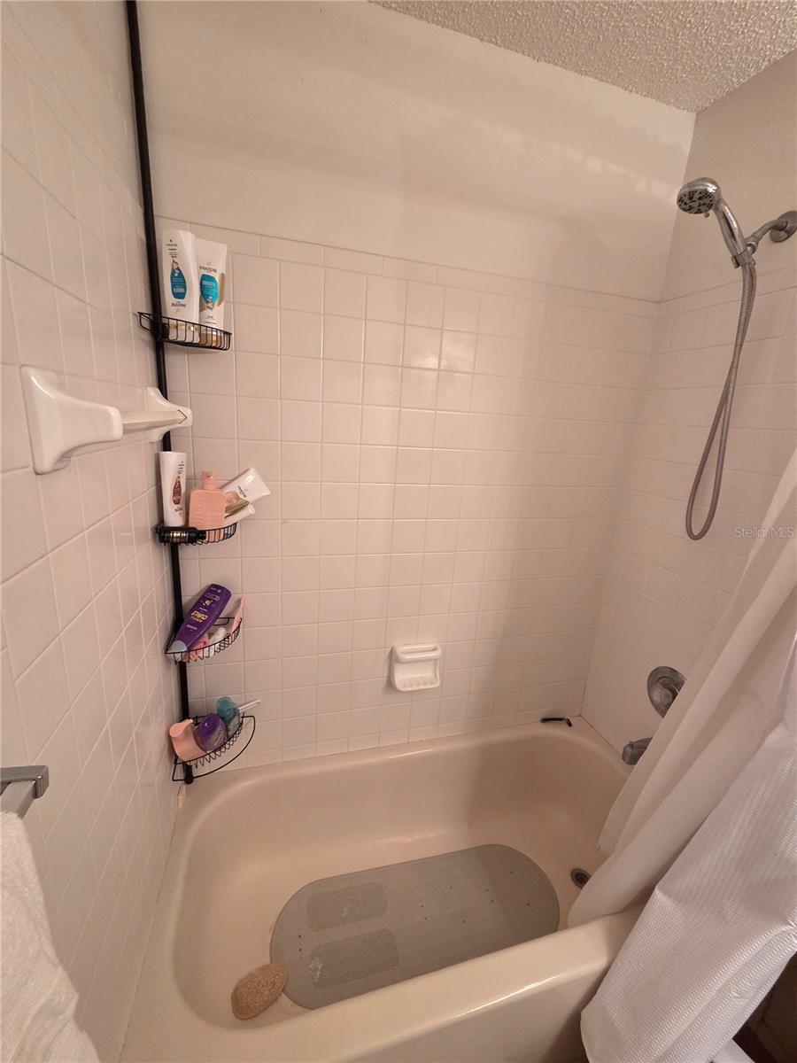 VILLAS OF BEACON GROVES - Residential