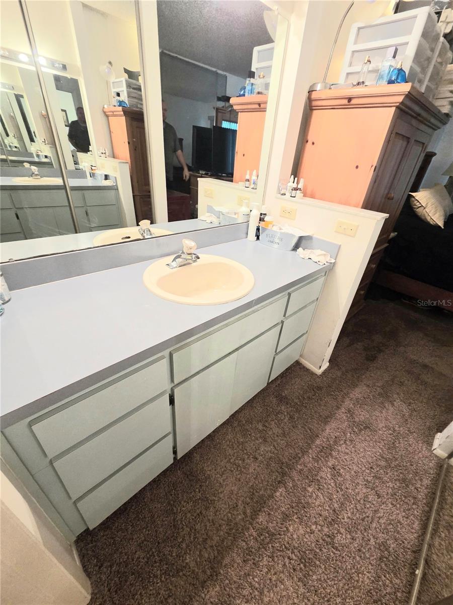 VILLAS OF BEACON GROVES - Residential