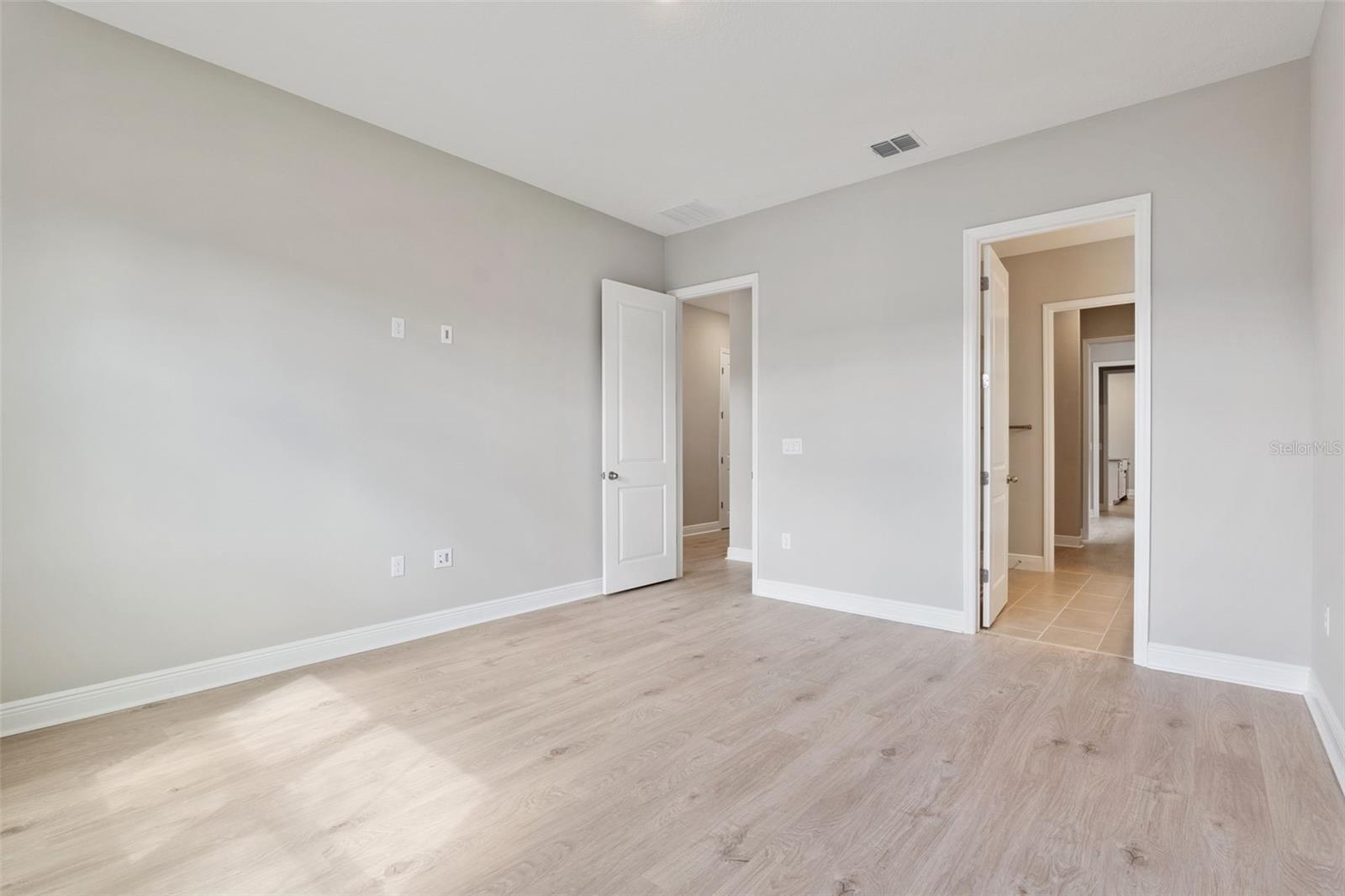 WESLYN PARK PH 2 - Residential